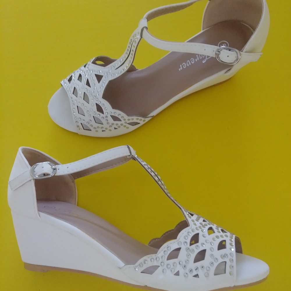 Ladies wedge sandals
